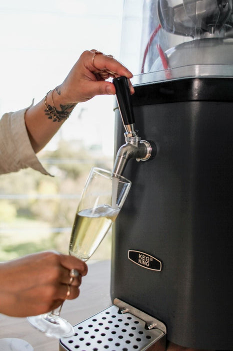 KegMaster Solstice Mini – kompaktní kegerátor